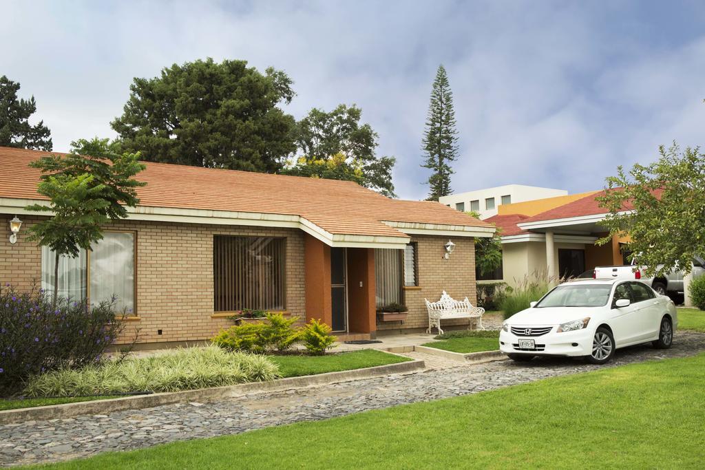 La Casita De Fraida Apartment กัวดาลาฮารา ภายนอก รูปภาพ